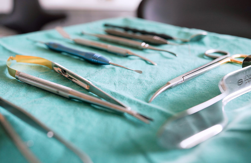 Zahngesundheit im Loretto - Instrumente Oralchirurgie